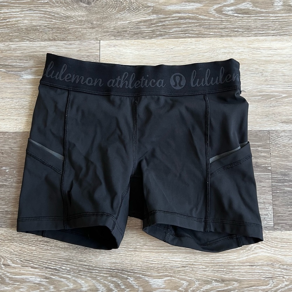 Black lululemon spandex